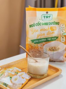 Không những giúp tăng cân, bột ngũ cốc yến mạch The Rich Foods còn hỗ trợ phát triển cơ bắp